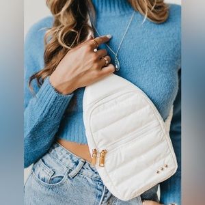 NWT Pretty Simple Sonali Sling Crossbody Bag White